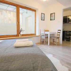  Apartament Bazatatry Koliber